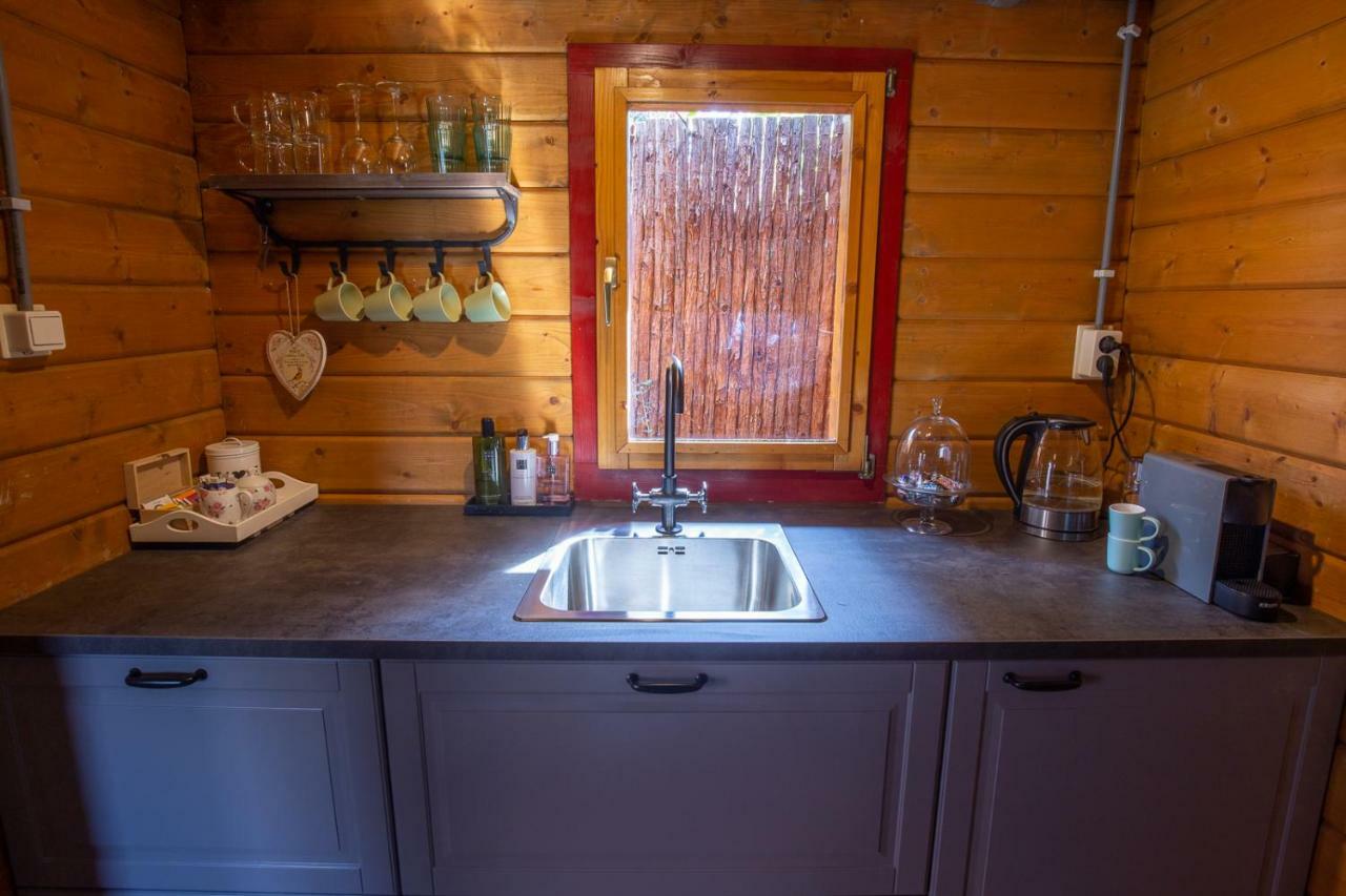 Onder De Kersenboom Bed and Breakfast Χίλβερσουμ Εξωτερικό φωτογραφία