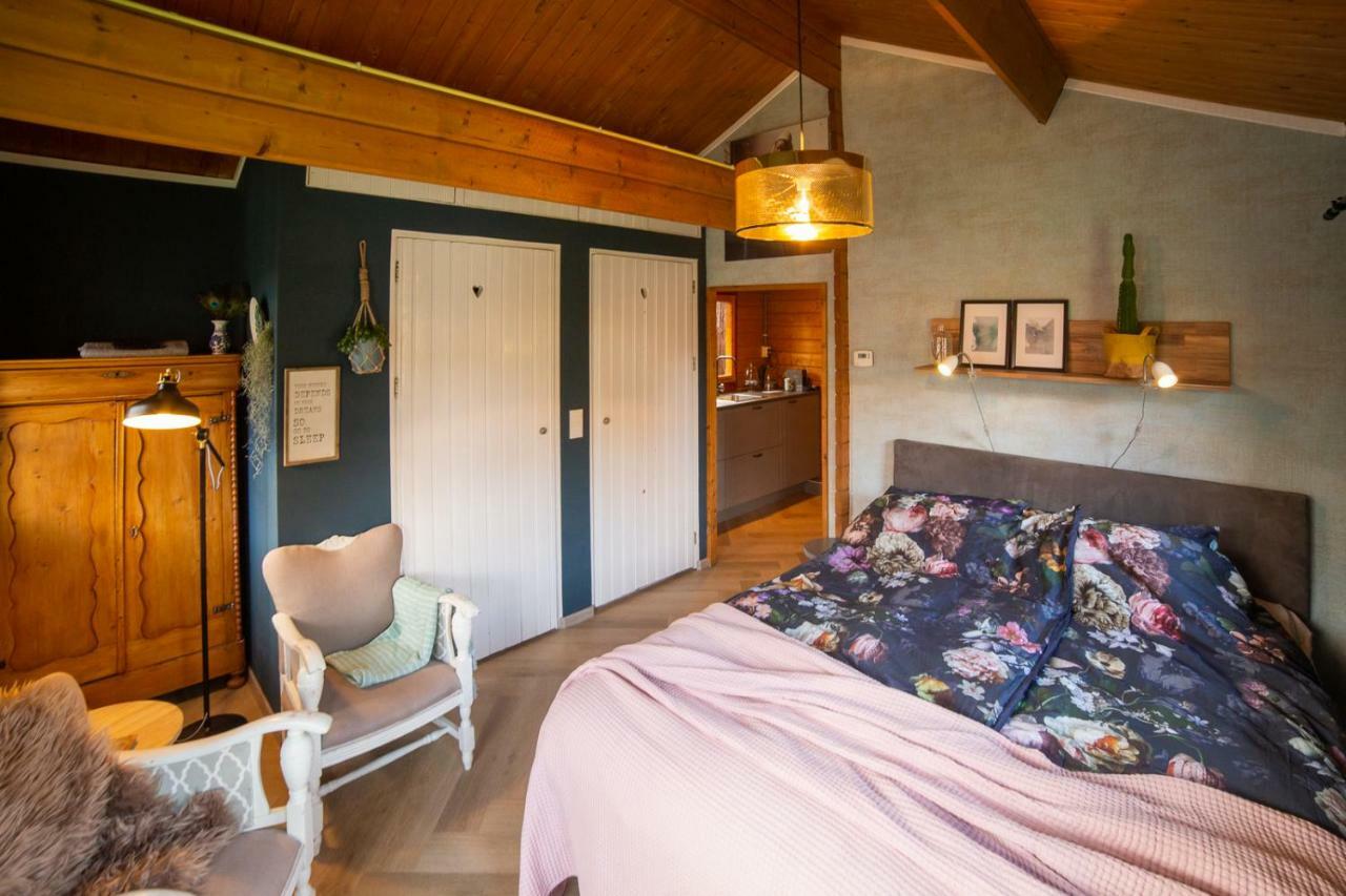 Onder De Kersenboom Bed and Breakfast Χίλβερσουμ Εξωτερικό φωτογραφία